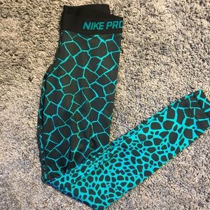 Nike Pro leggings